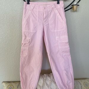 Real Good
AE Snappy Stretch Convertible Baggy Cargo Jogger- Size 00 short